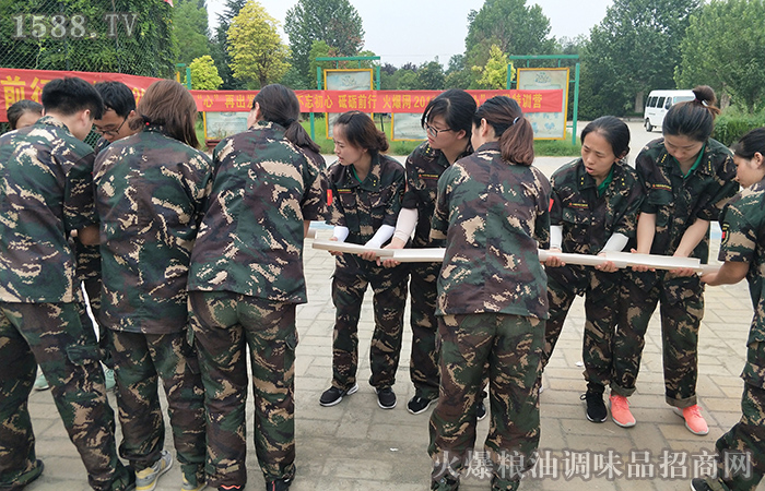 努力到無能為力,感動到感動自己