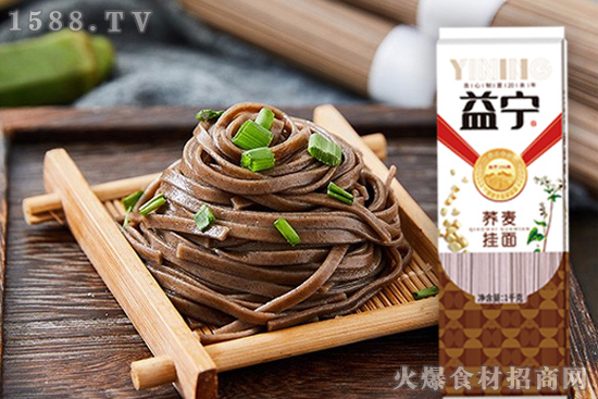健康粗糧,營(yíng)養(yǎng)豐富!益寧蕎麥掛面,好面不糊湯,好吃又筋道!