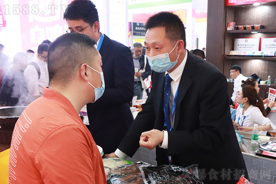 追求自然美味,創造經典美食!【重慶牛肚哥】參展良之隆食材電商節!