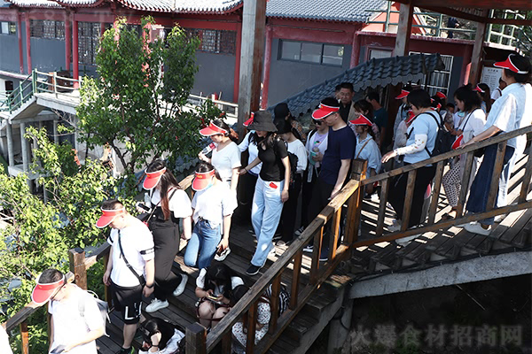 一道一世界一山一境界