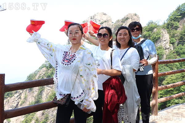 游老君山,學(xué)習(xí)道德經(jīng)智慧人生!